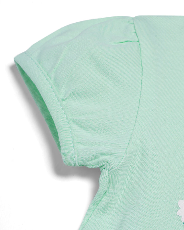 Graphic shortsleeve t-shirt watering can graphic print