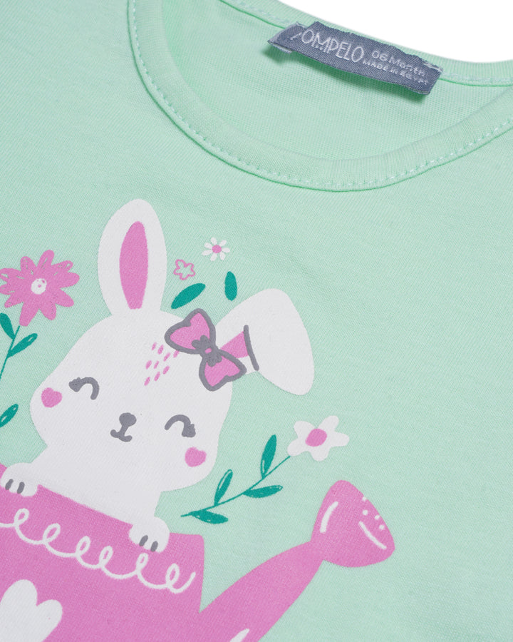 Graphic shortsleeve t-shirt watering can graphic print
